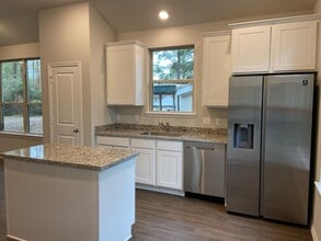 Building Photo - 11375 Underwood St