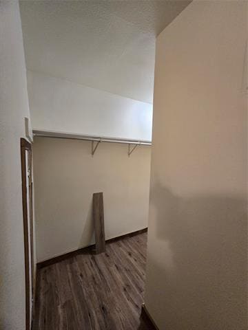 Foto del edificio - 217 E 3rd St