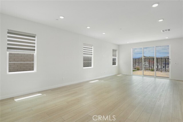 Foto del edificio - 27273 Debut Pl