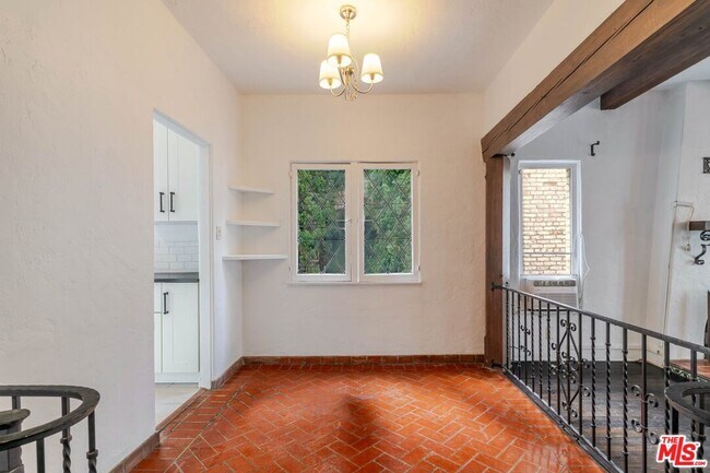 Foto del edificio - 1132 N Vista St