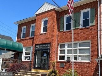 Building Photo - 35 East Ave