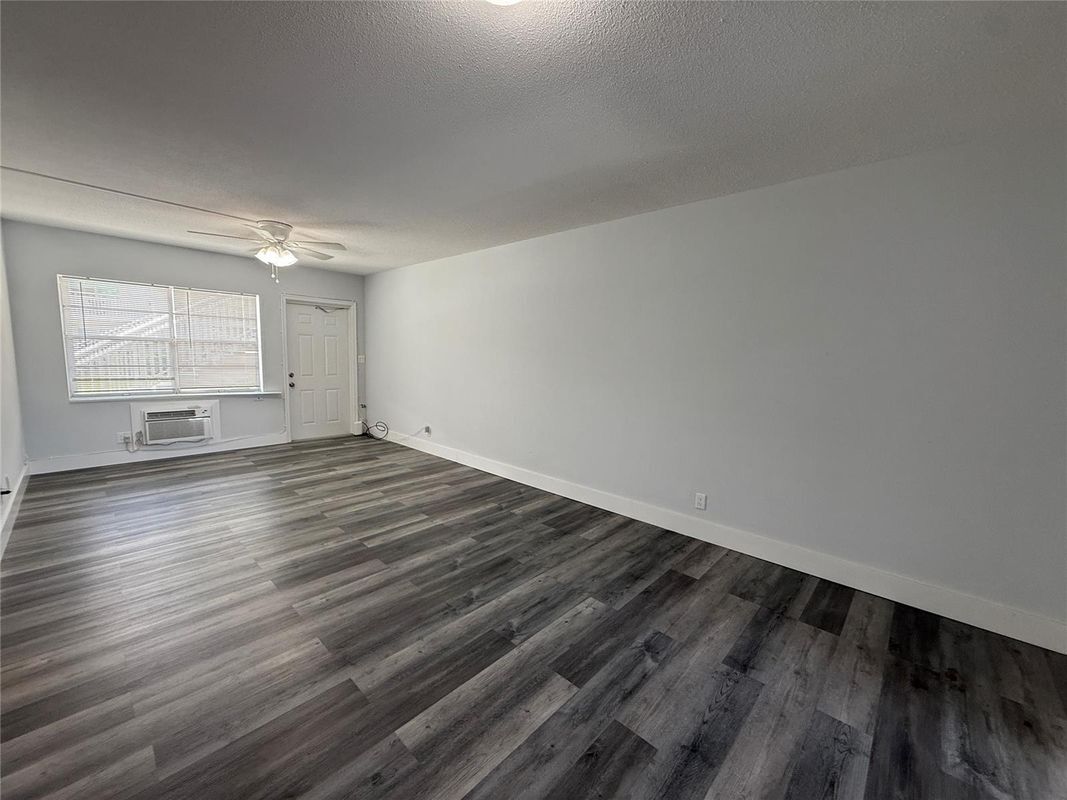 Foto del edificio - 3851 NE 21st Ave