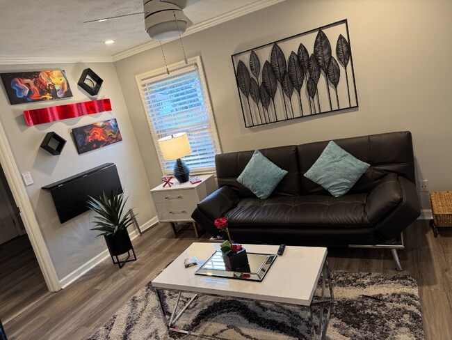 Foto del edificio - 1234 Sandgate Rd SW