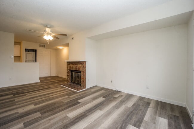 Photo - 4901 Garrison St Townhome