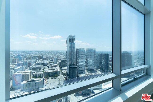 Foto del edificio - 900 W Olympic Blvd