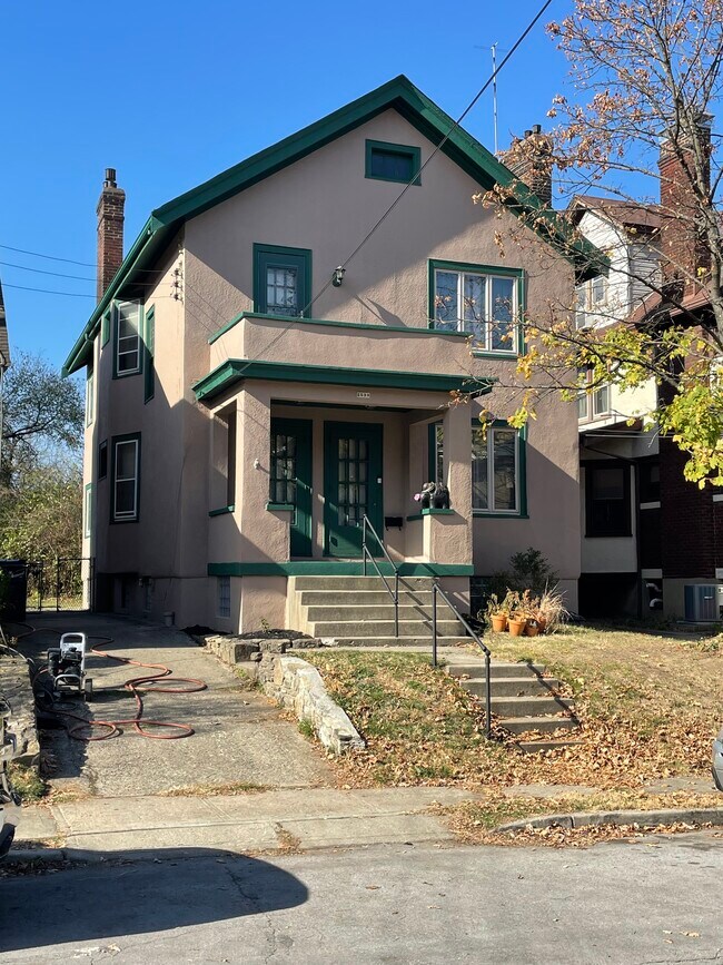 Foto del edificio - 2533 Valley View Ct