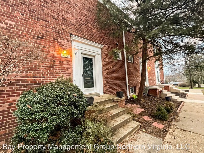 Foto del edificio - 1 br, 1 bath House - 3592 Martha Custis Dr...