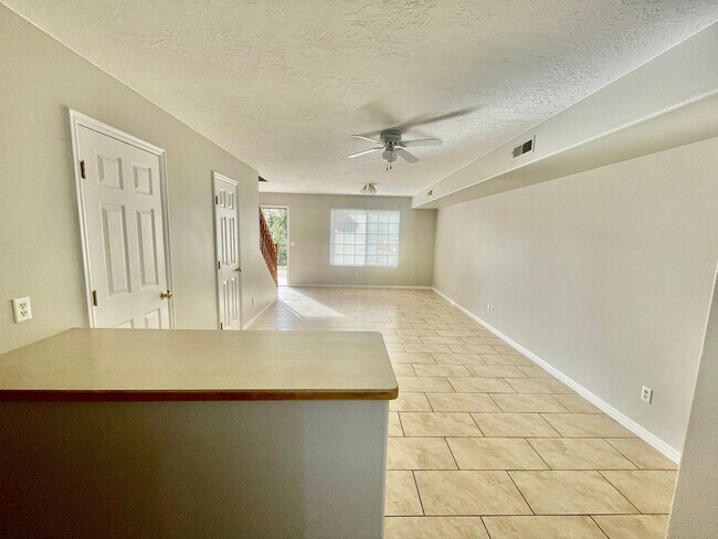 Building Photo - Affordable Two-Bedroom Townhome in Lexington Hills