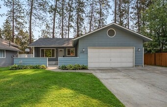 Building Photo - 4340 Fairway Dr