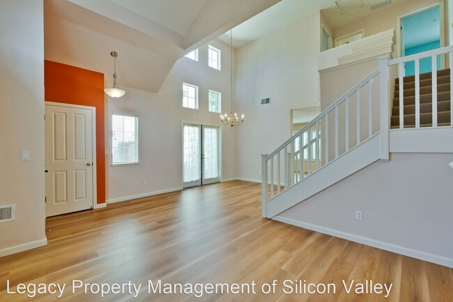 Foto del edificio - 3 br, 2.5 bath House - 366 Pescadero Terrace