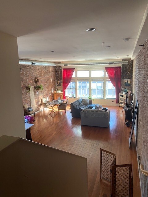 Foto principal - 218 Market St