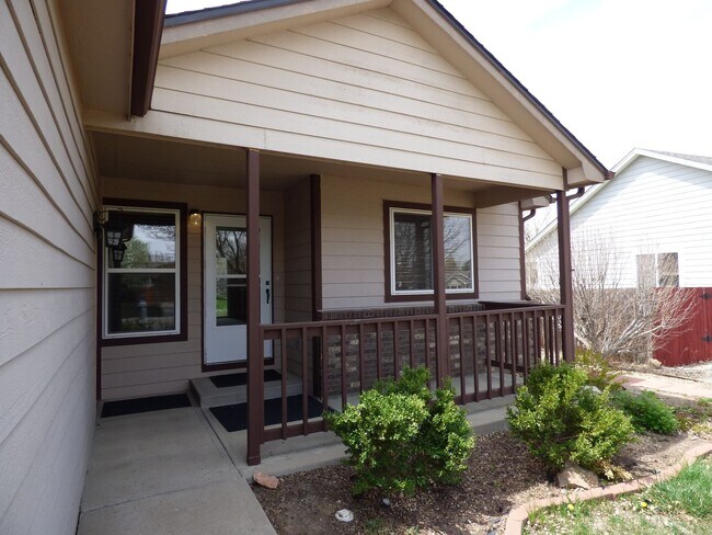 Foto del edificio - 3 Bedroom home in Loveland