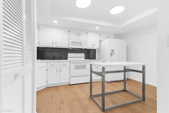 Building Photo - 2 br, 2 bath House - 5951 Wellesley Park D...