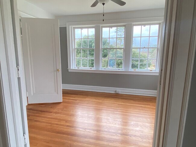 Dormitorio - The Castle in Cloverdale