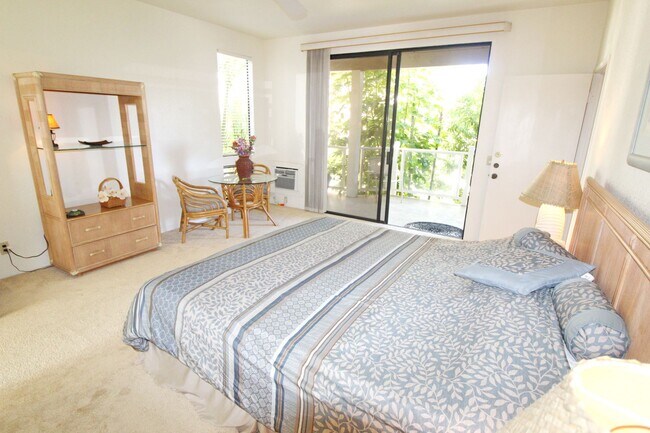 Foto del edificio - GRAND CHAMPIONS CONDO 2 bed/2bath Furnished -$3700-1 Year Minimum Term