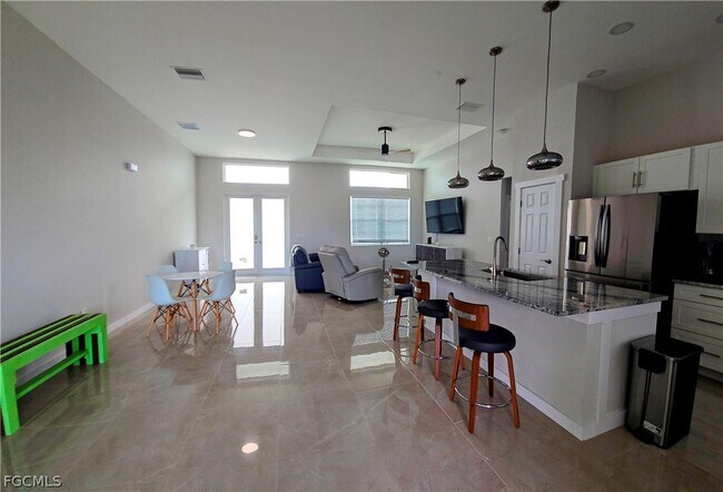 Foto del edificio - 2116 NE 22nd Ave