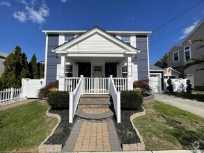 Building Photo - 31 N Clarendon Ave