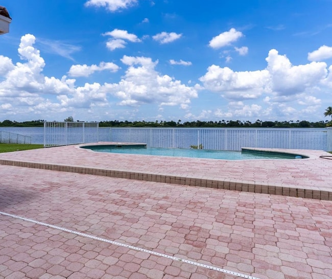 Building Photo - 17999 SW 35th St