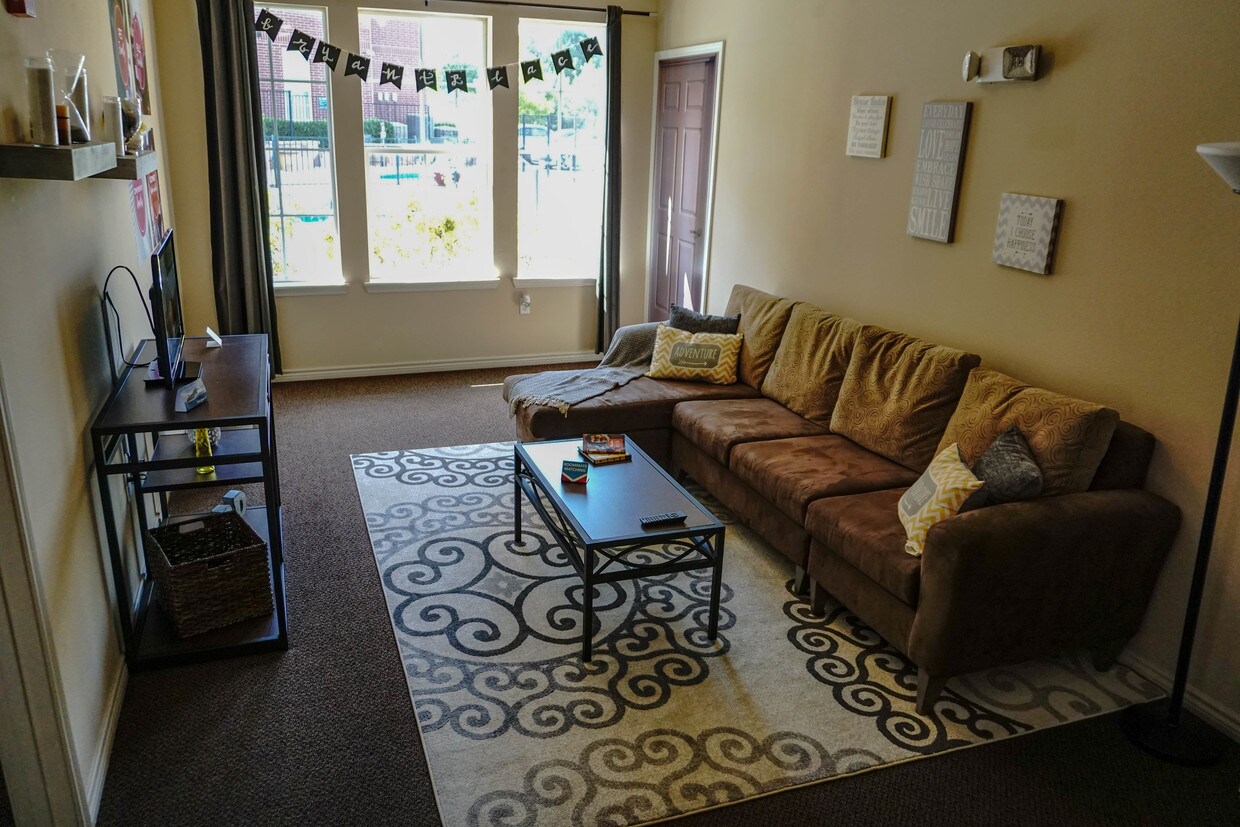 Bryant Place Apartments Edmond, OK