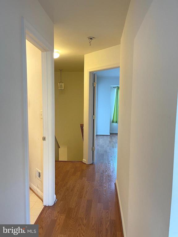 Building Photo - 4080 Fountainside Ln