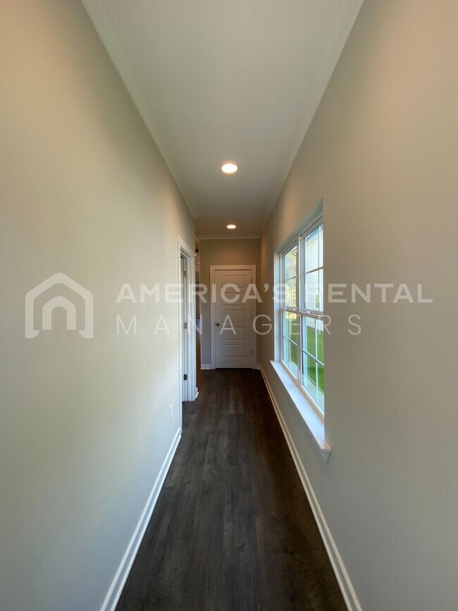 Building Photo - Home for Rent in Calera, AL!!! Available t...