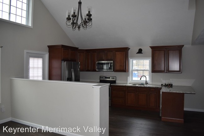 Building Photo - 3 br, 1 bath House - 29 Hillside Avenue