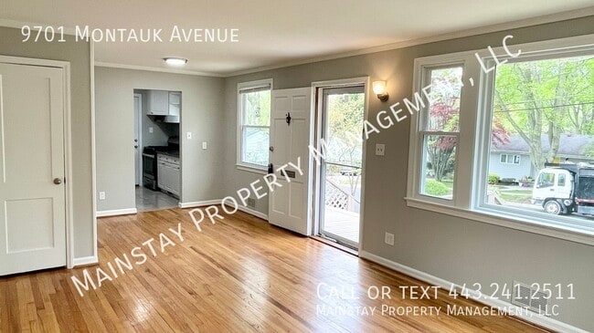Foto del edificio - 9701 Montauk Ave