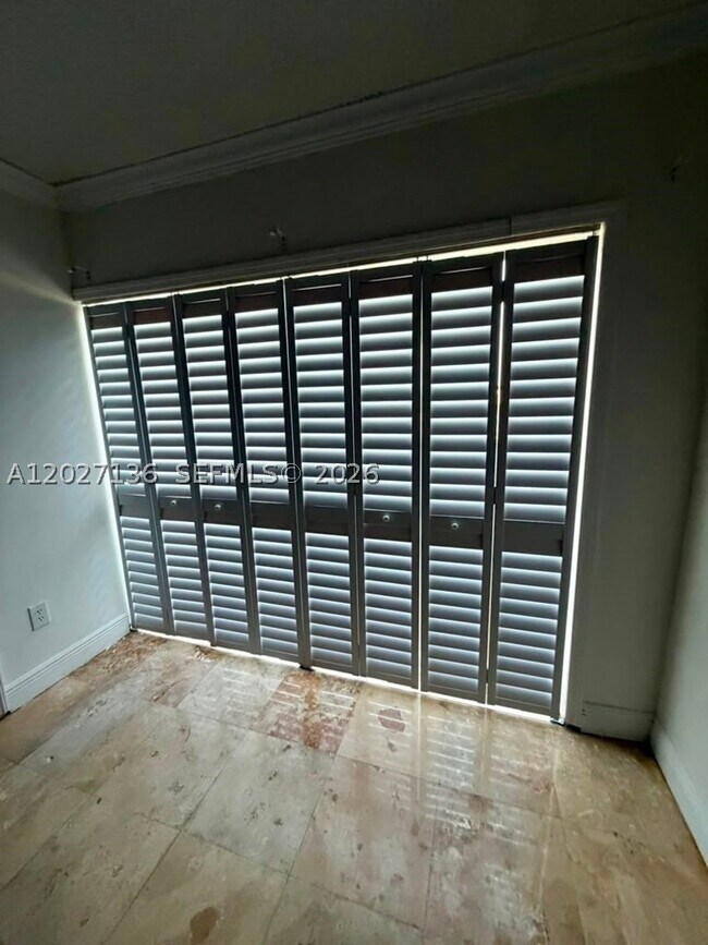 Foto del edificio - 7801 NE 4th Ct