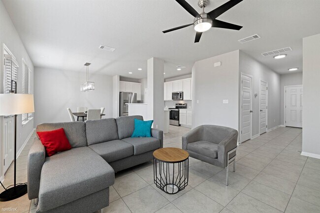 Building Photo - 4 br, 2.5 bath House - 105 Prosecco Path