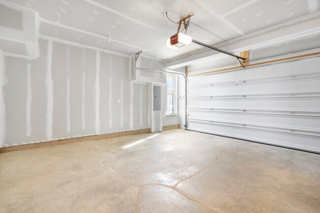 Building Photo - 20677 Williamsport Pl