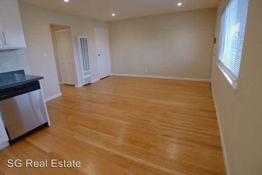 Building Photo - 1130-1130 Bancroft Way