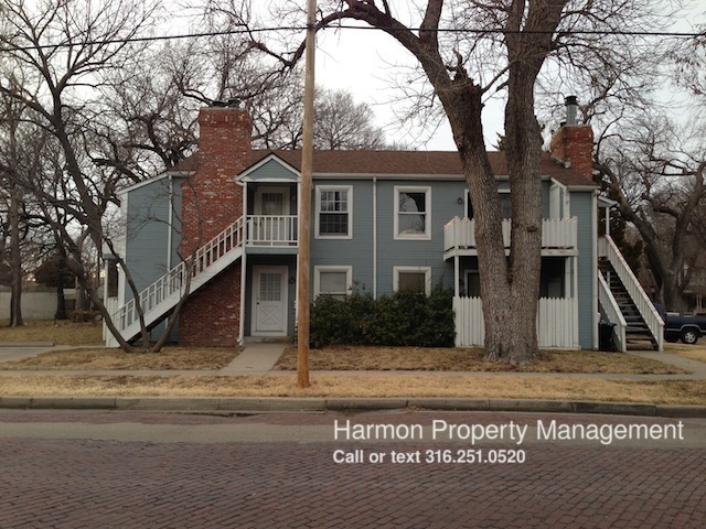 Primary Photo - 1203 N Bitting Ave
