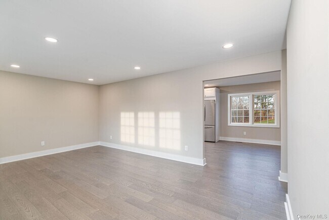 Foto del edificio - 970 Village Ln