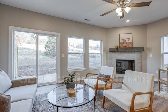 Foto del edificio - 2917 S Harvard Ave