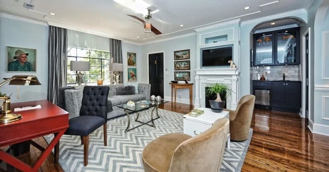 Foto del edificio - 600 Hermitage Ct