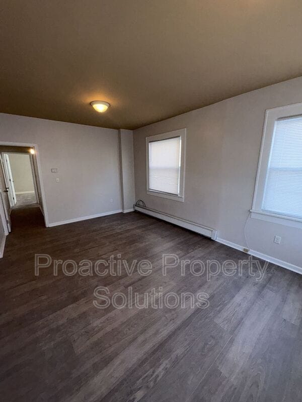 Foto del edificio - 532 Cherry St