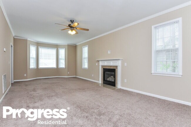 Foto del edificio - 121 Sequoia Dr