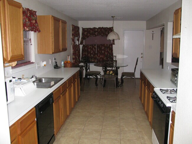 Foto del edificio - 10839 Bradford Way Dr
