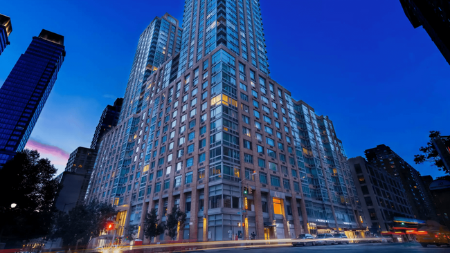 Building Photo - 101 West End Ave