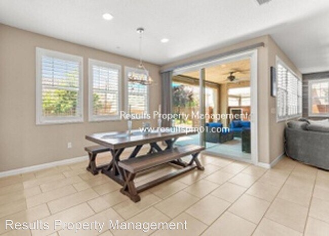 Building Photo - 4 br, 3 bath House - 8081 Norbury Park Dr.