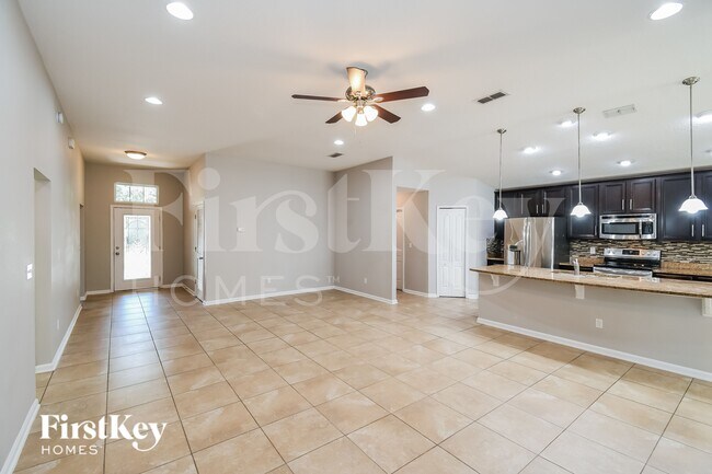 Foto del edificio - 13319 Smithwick Ln