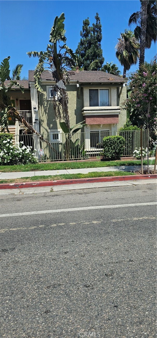 Foto del edificio - 1085 Circle City Dr