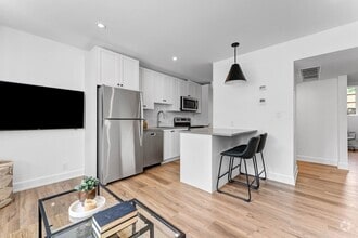 Building Photo - 157 Sanford Ave