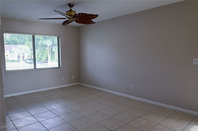Building Photo - 1390 Green Valley Cir