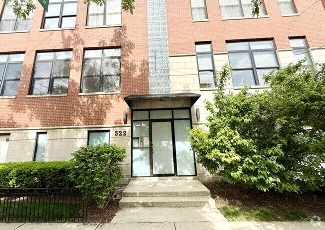 Building Photo - 522 N Elizabeth St