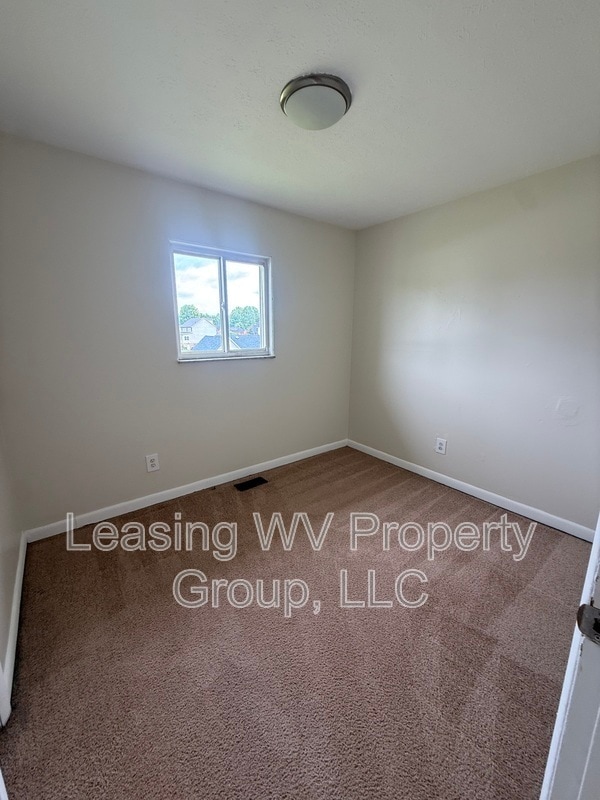 Building Photo - 3309 Carpenter Avenue