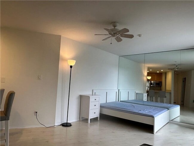 Building Photo - 640 The Village