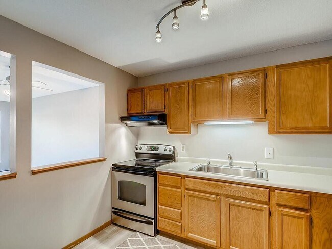 Foto del edificio - 720 3rd Ave NE