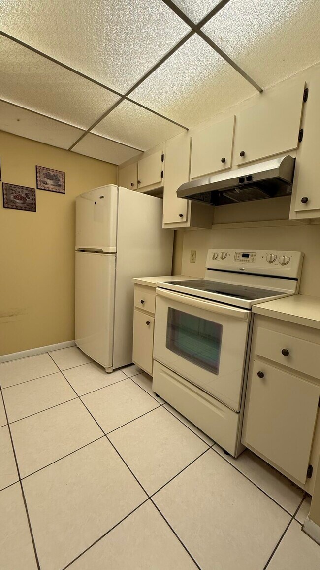 Foto del edificio - 400 SW 134th Way