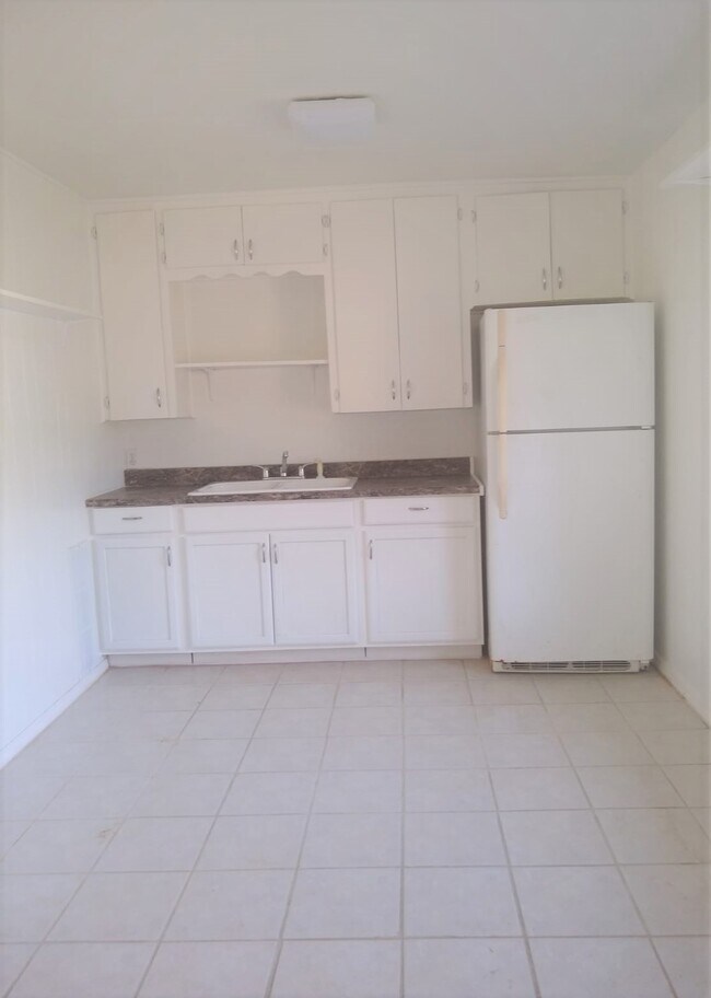 Cocina - 211 C2 W Bobwhite Ln